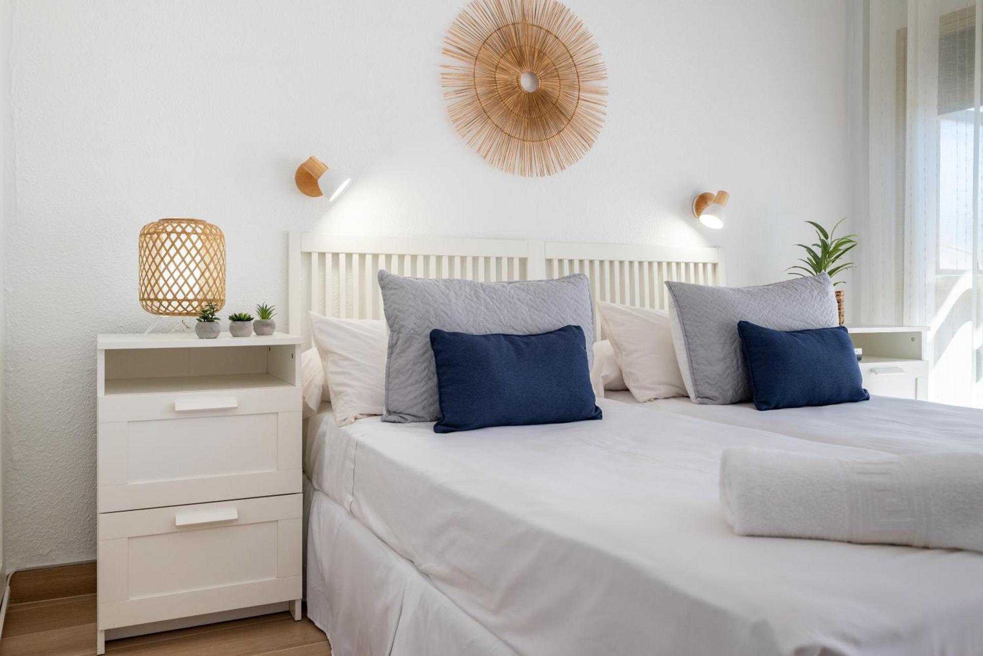 Oleholidays 1106 Romana Playa Primera Linea Playa Apartamento Marbella